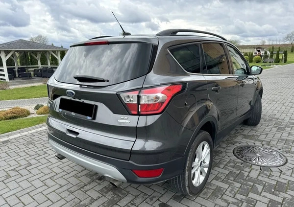 Ford Escape cena 59900 przebieg: 44000, rok produkcji 2018 z Nowogard małe 106